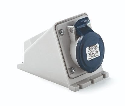 BASE SUPERFICIE 2P+T 32A 220V IP54