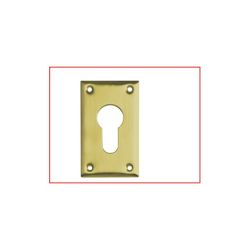 ESCUDO BOCALLAVE. 70X40 MM. LATON