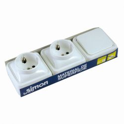 PACK 2 BASES 10/16A 250V CON TT + 1 CONMUTADOR