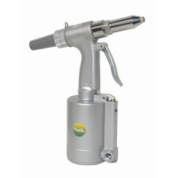 REMACHADORA NEUMATICA. FUERZA DE TRACCION 7063 NM. PRESION DE TRABAJO 6,3 BAR. CAPACIDAD REMACHADO:4,8 MM. ENGTRADA DE A