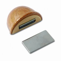 TOPE RETENEDOR DE MADERA CON IMAN ADHESIVO ROBLE